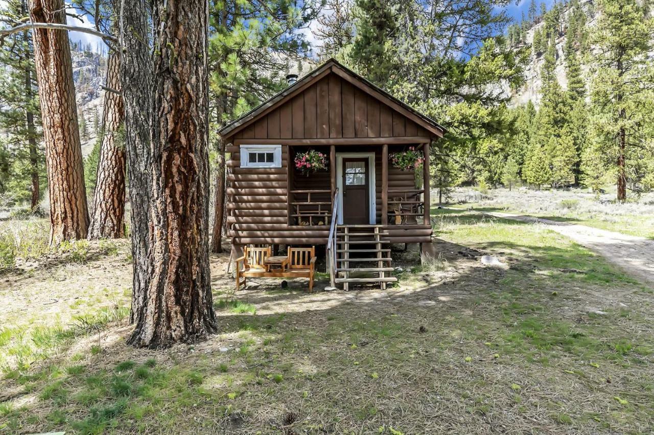Sawtooth Lodge Stanley Exteriör bild