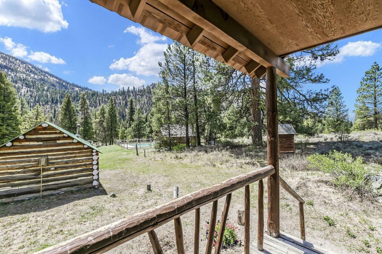 Sawtooth Lodge Stanley Exteriör bild