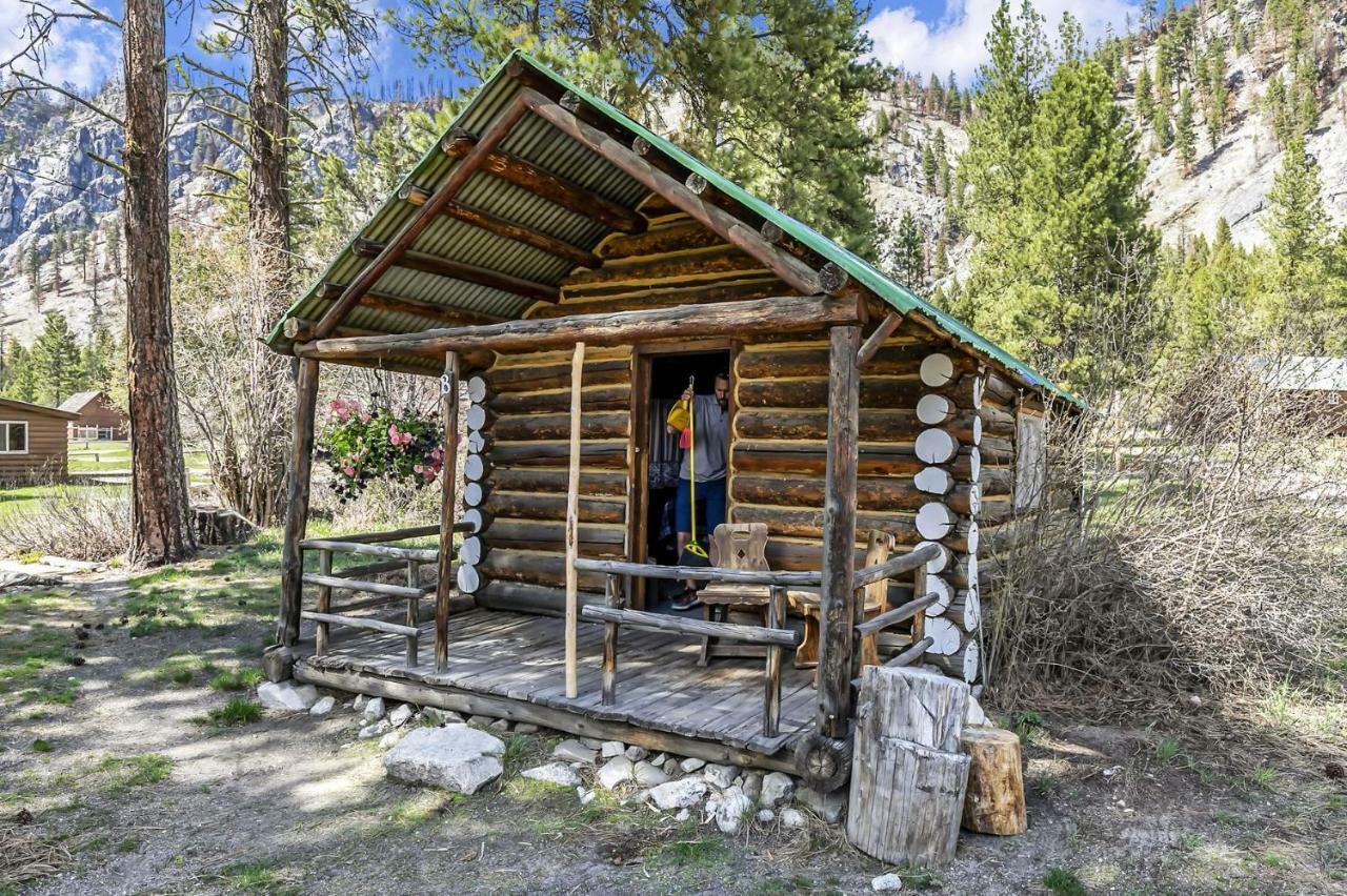 Sawtooth Lodge Stanley Exteriör bild